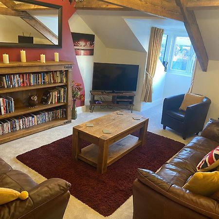 County Loft Penthouse Apartment ウィットビー エクステリア 写真